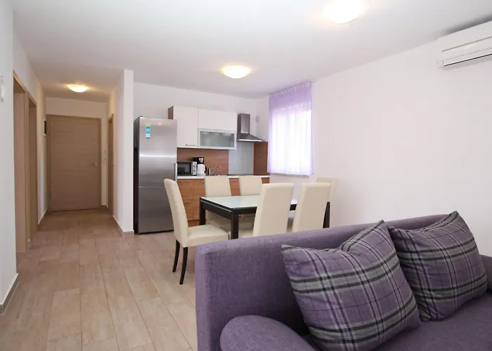 Apartment In Mit Terrasse By Interhome Baska (Krk)