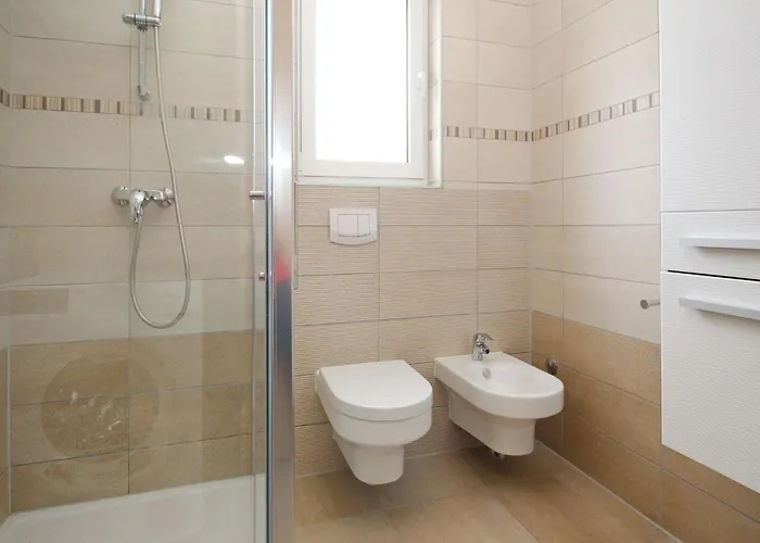 In Mit Terrasse By Interhome באסקה